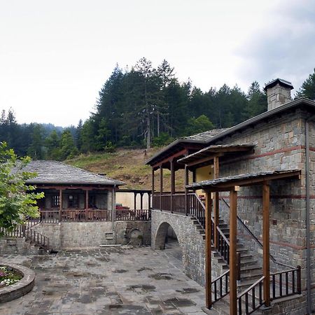 Kerasies Guesthouse Vovousa Bagian luar foto