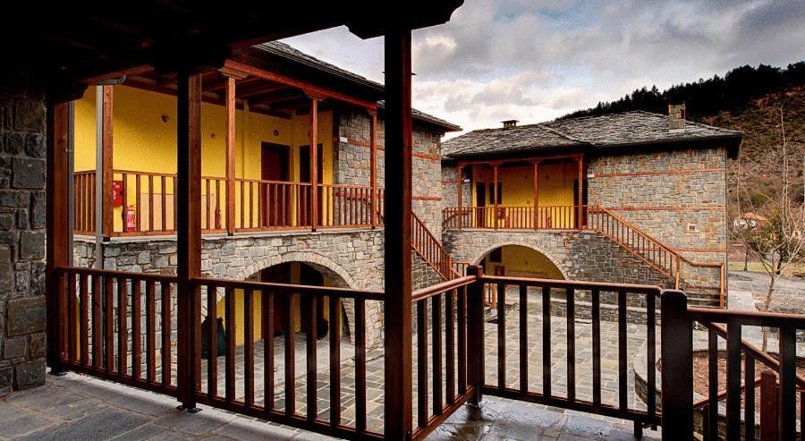 Kerasies Guesthouse Vovousa Bagian luar foto