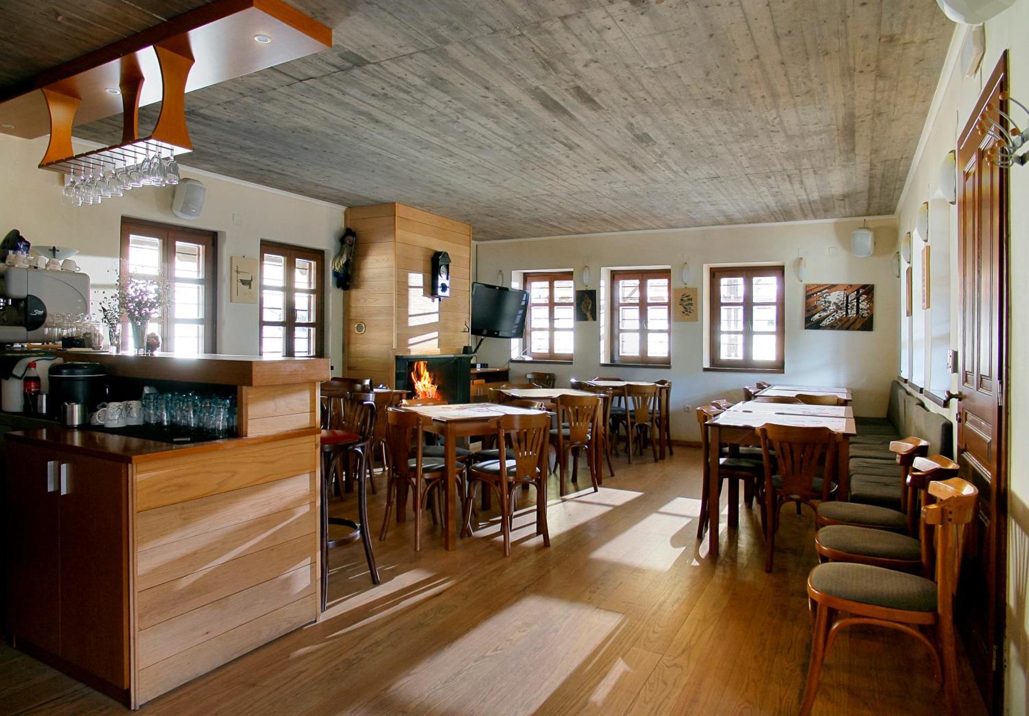 Kerasies Guesthouse Vovousa Bagian luar foto